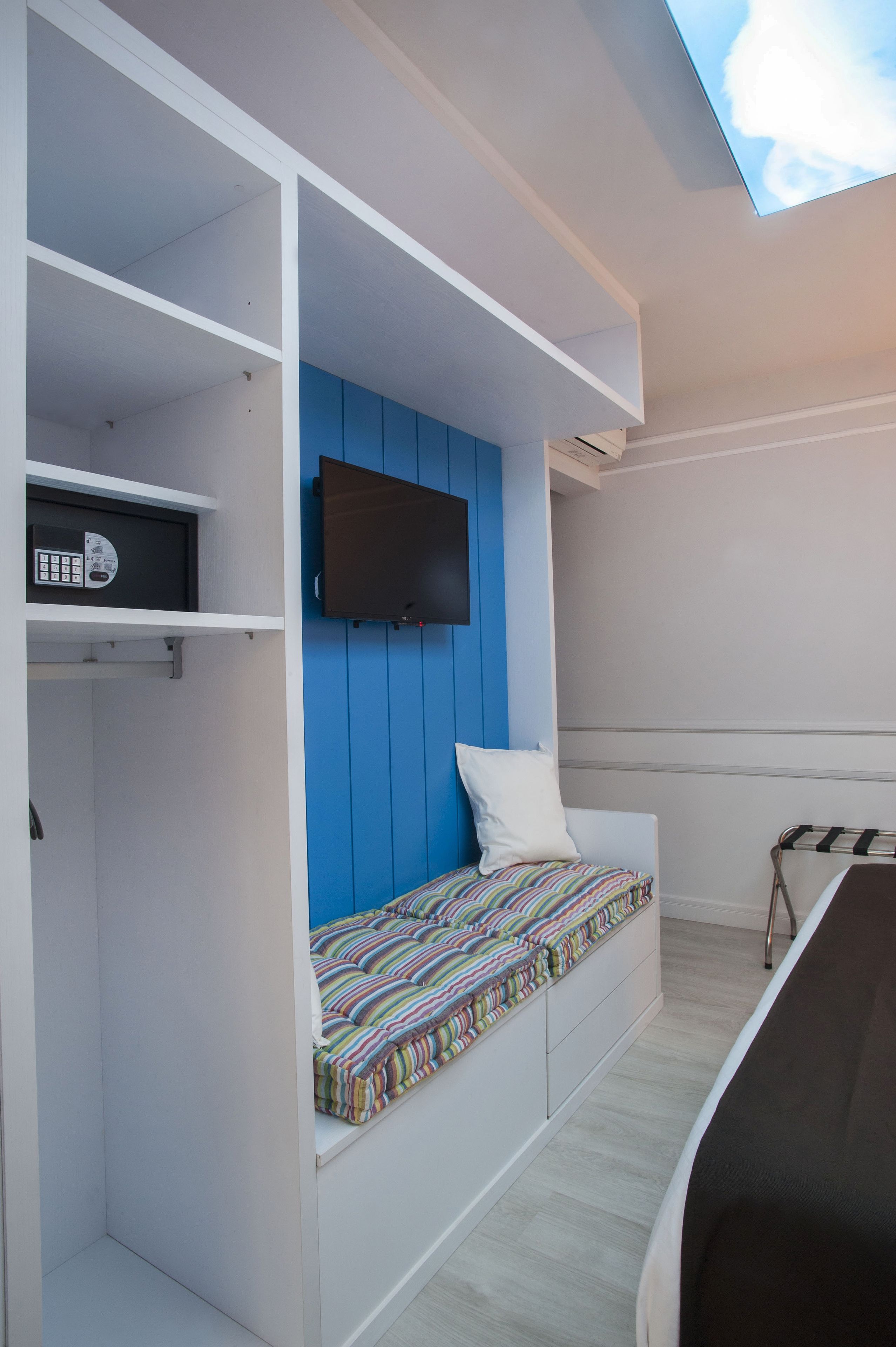 double room, terrace | in-room safe, free wifi