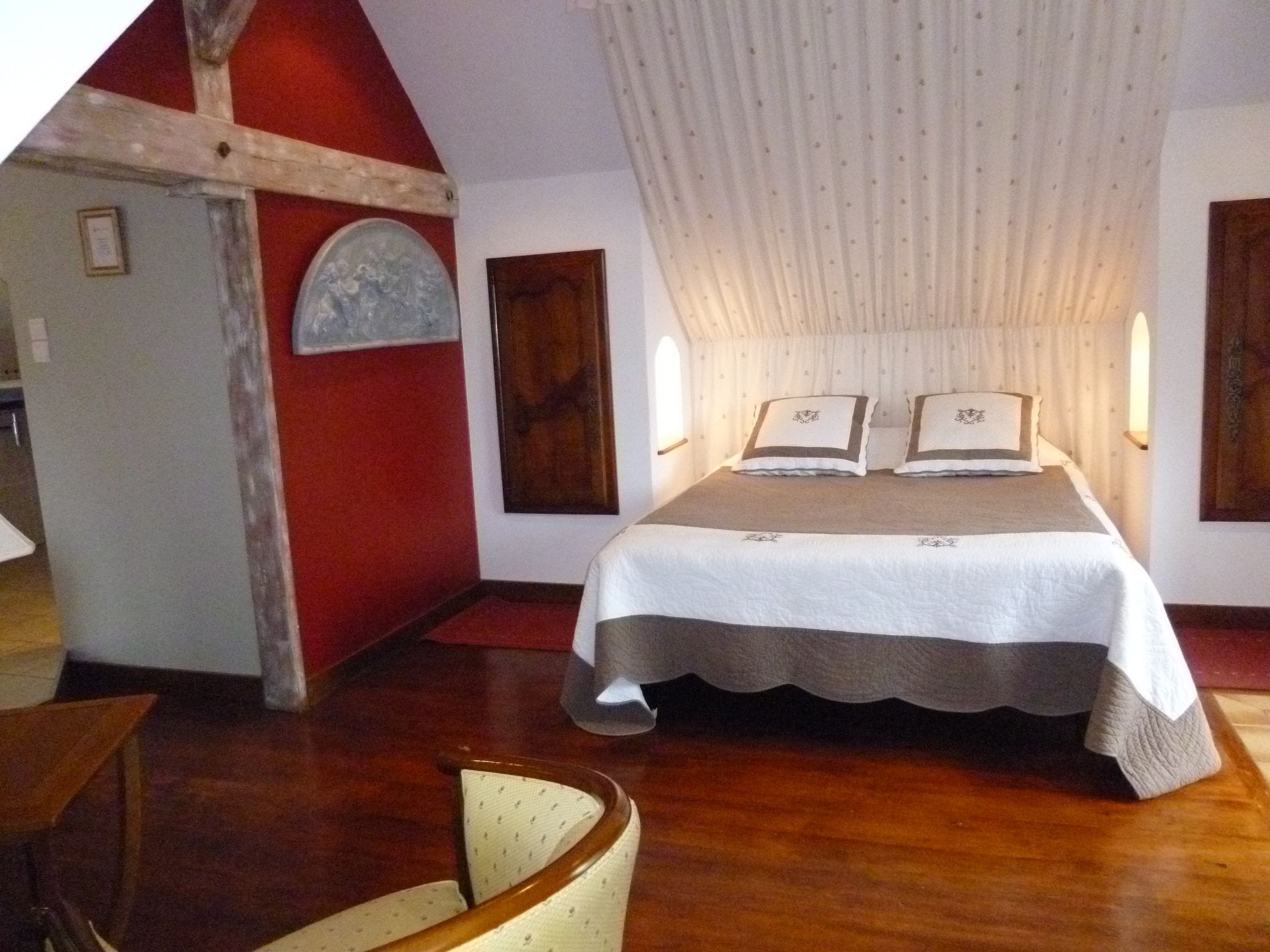 Suite, Pool View | Premium bedding, cots/infant beds, free WiFi, bed sheets