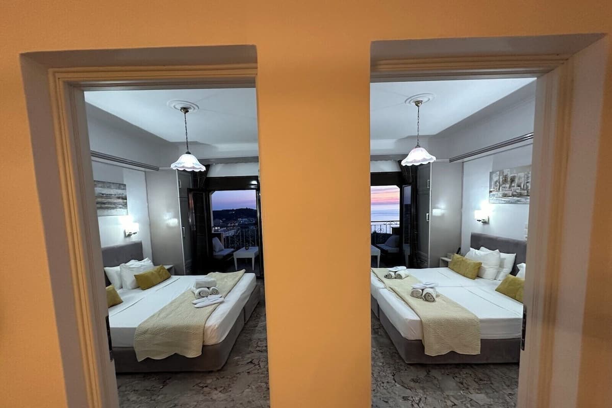 Panorama appartement, 2 slaapkamers, uitzicht op zee (Brand New Comfy) | 2 slaapkamers, luxe beddengoed, individueel gedecoreerd