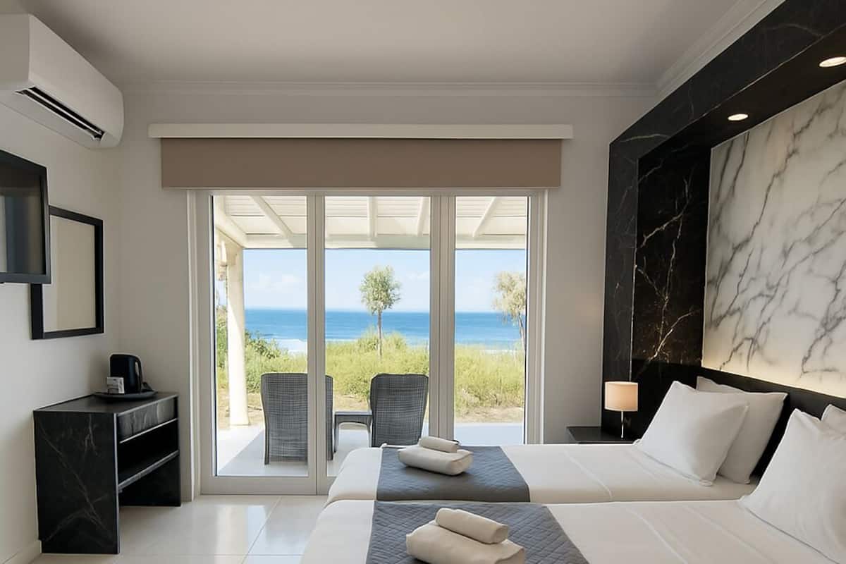 Brand new luxury apartment, Sea view | 2 slaapkamers, luxe beddengoed, individueel gedecoreerd
