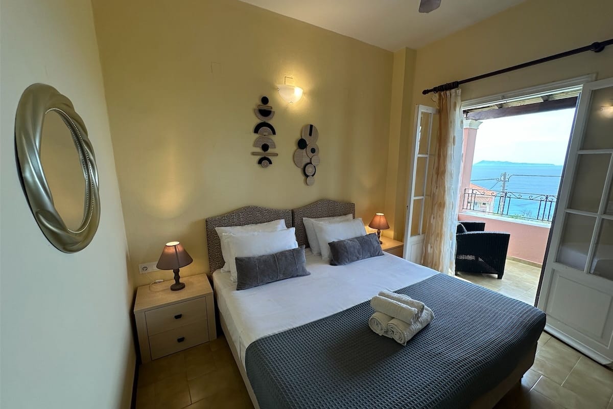 2 slaapkamers, luxe beddengoed, individueel gedecoreerd