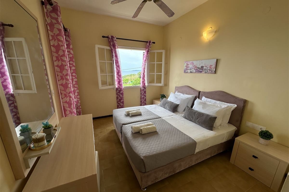 2 slaapkamers, luxe beddengoed, individueel gedecoreerd