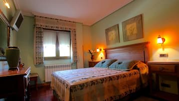 Desk, laptop workspace, soundproofing, rollaway beds