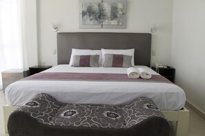 In-room safe, desk, iron/ironing board, free WiFi - Miski Sol (Piura)