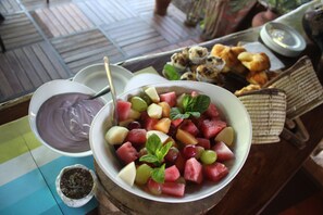Breakfast buffet - Greystone Lodge (Harare)