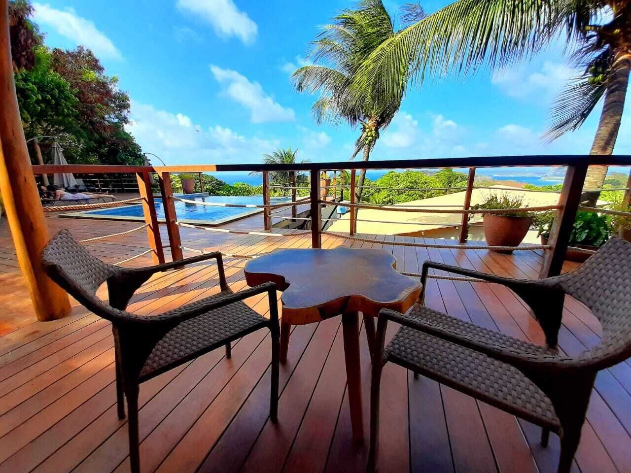 LUXO COM VISTA PARA O MAR | Balcony view