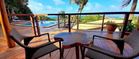 LUXO COM VISTA PARA O MAR | Blick vom Balkon