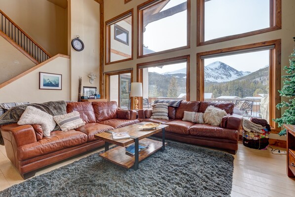 House | Living area | TV, fireplace - 400 Whispering Pines Circle Private Home with Hot Tub (Breckenridge)