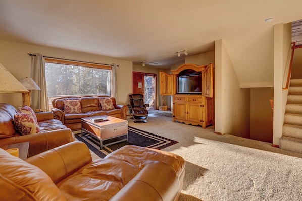 House (3 Bedrooms) | Front of property - 72 Clubhouse Rd Private Home with Hot Tub (Breckenridge)