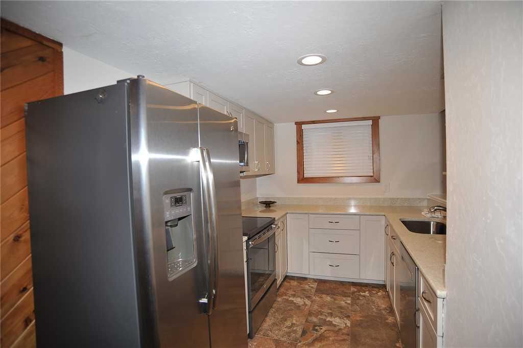 Condo Deluxe, 2 phòng ngủ, ban công, quang cảnh núi | Bếp riêng | Tủ lạnh, lò vi sóng, lò nướng, bếp nấu 