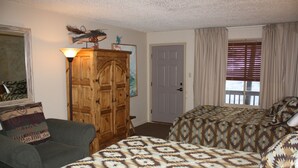 Deluxe Apartment, 2 Bedrooms, Fireplace | Bathroom - Tannenbaum #105 (Condo with Pool & Hot Tub) (Breckenridge)
