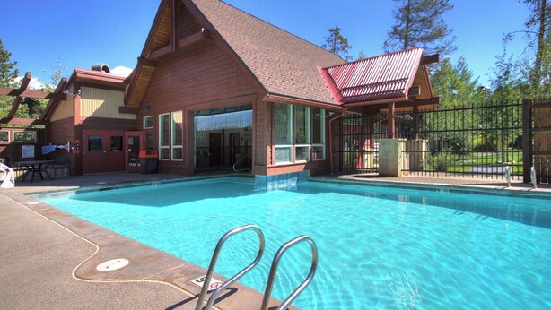 Apartment (1 Bedroom) | Exterior - Trail's End 509 Downtown Condos with on-site Hot Tub (Breckenridge)