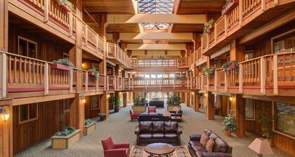 Atrium 207 Downtown Condos with on-site Hot Tub