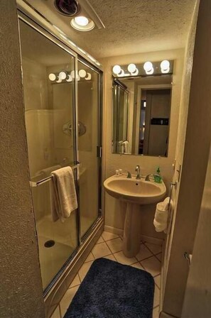 Comfort Apartment, 2 Bedrooms, Hot Tub | Bathroom | Hair dryer, bathrobes, towels - Gold Camp II E89 Condo (Breckenridge)