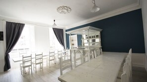 Apartment (Princes Street 2nd Floor ) | Living area | Flat-screen TV, iPod dock - Princes Street Edinburgh 2nd Floor (Edinburgh)