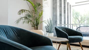 Sala de estar en el lobby