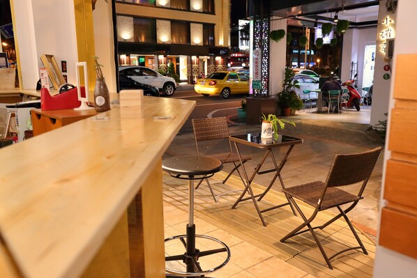 Lobby lounge - Te en Té Tea &Floriage Hostel (Tainan)