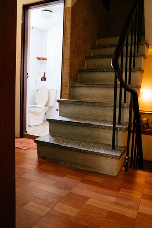 Ducha del cuarto de baño