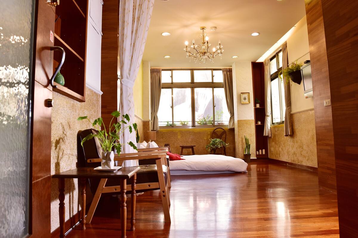 Elite Apartment, 1 Double Bed, Ensuite, City View | Memory foam beds, minibar, blackout drapes, soundproofing