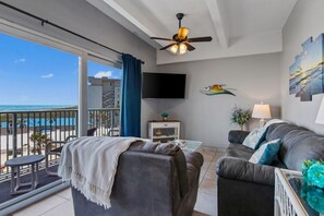 Smart TV, DVD player, stereo