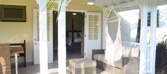 Gorgeous Three Bedroom In Quiet Development