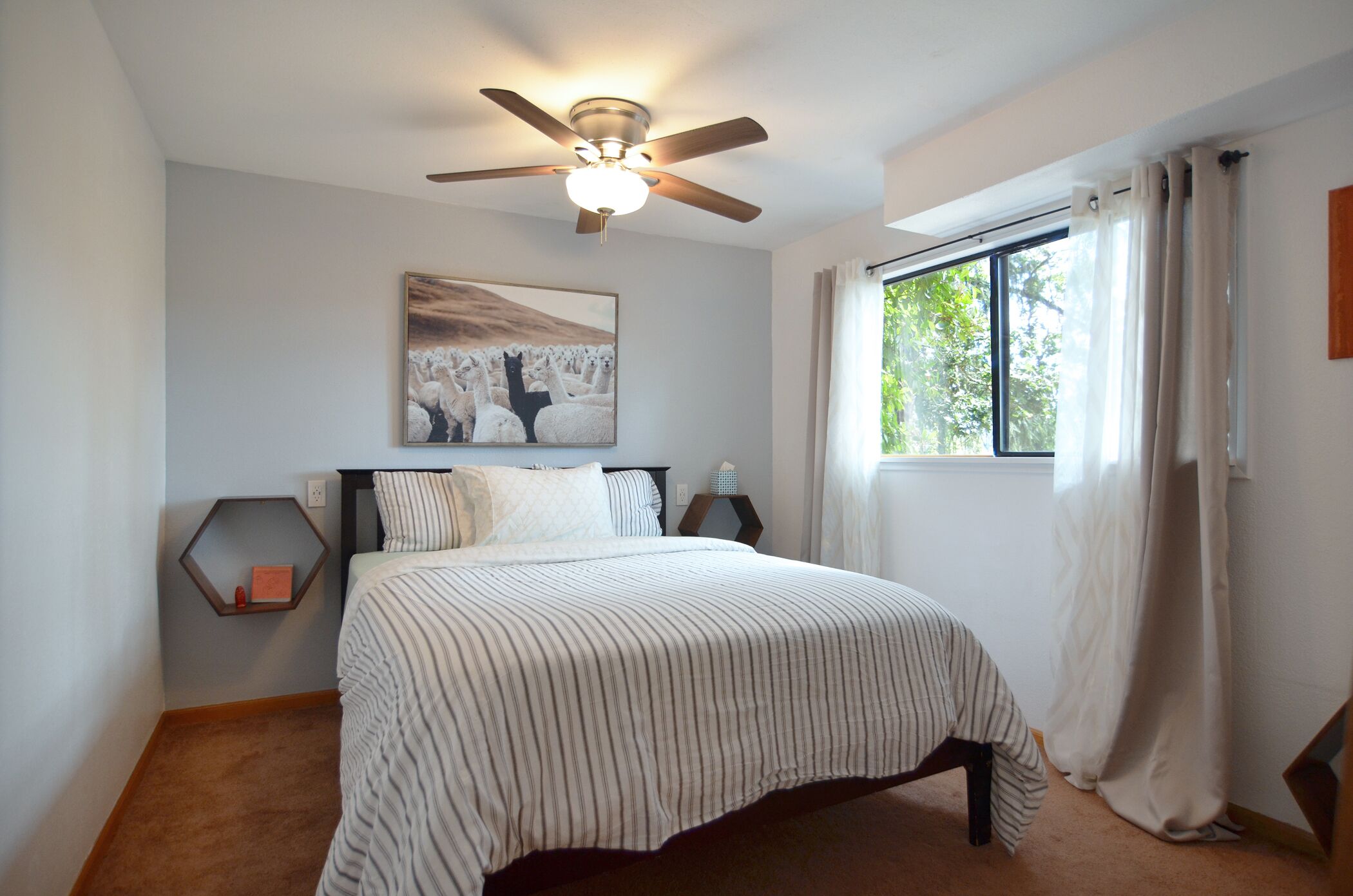 2 quartos, camas com colchões de espuma com sistema de memória