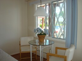 Iron/ironing board, free WiFi, bed sheets