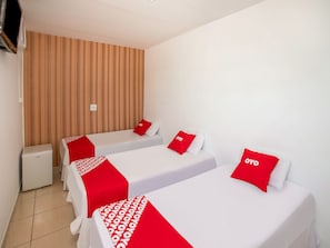 Triple Room, 3 Twin Beds | Free WiFi, bed sheets