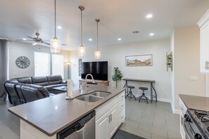 Interior - Pet-Friendly 3BR w/ Fire Pit Near the 18th Hole (St. George)