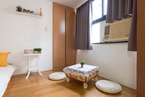 Japanese-style Room (2 Double Bed, No Daily Housekeeping) | Egyptian cotton sheets, premium bedding, down comforters - Blue sky Taipei (Taipei)