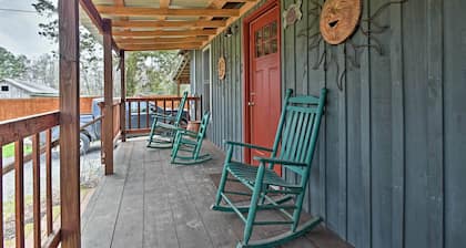 Remote Kentucky Cabin w/ Fire Pit & 2 Ponds