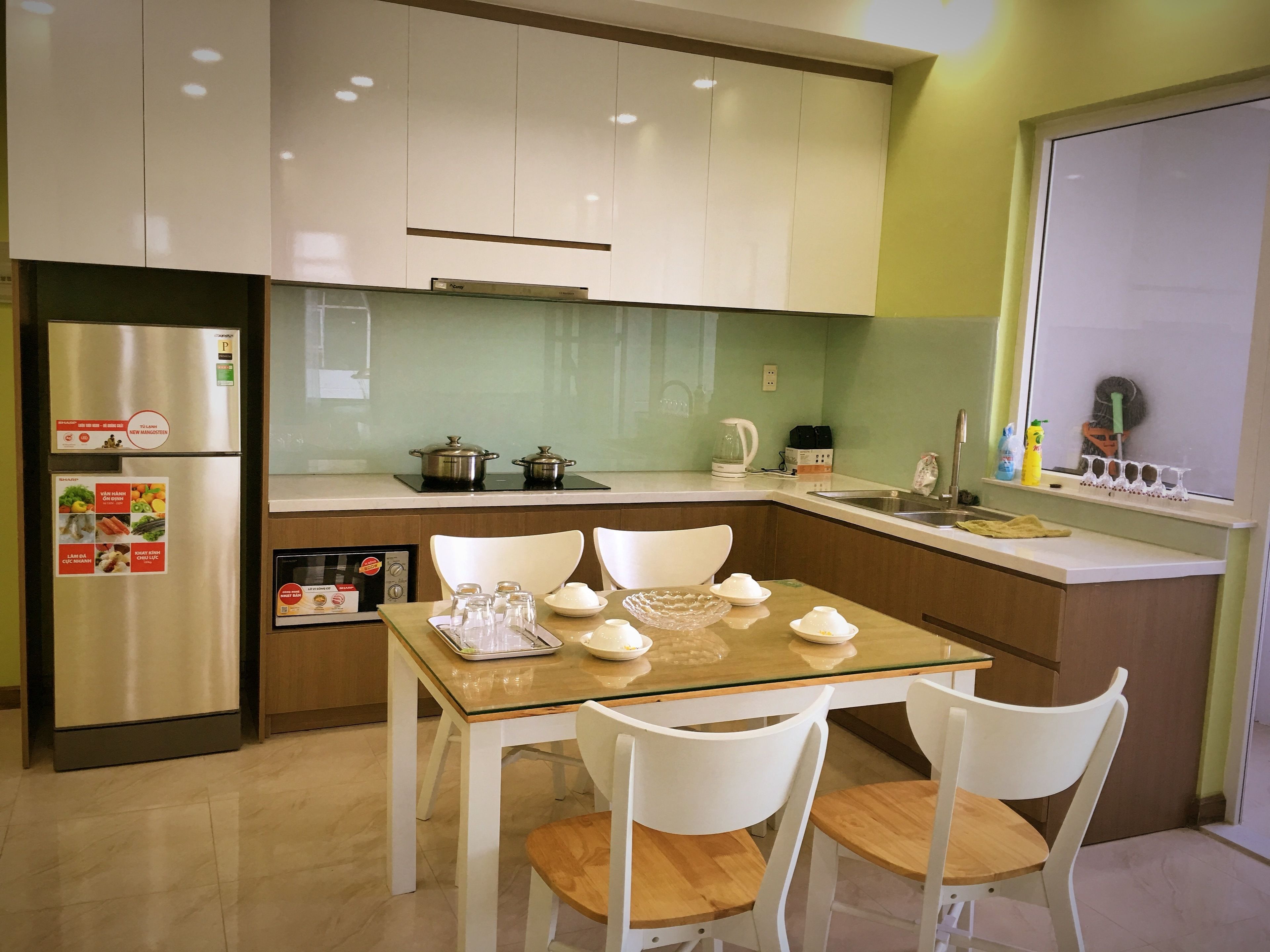 Apartamento familiar, 2 habitaciones | Cocina básica privada | Frigorífico grande, microondas, placa de cocina y arrocera