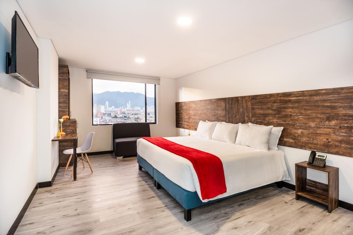 Minibar, in-room safe, desk, soundproofing