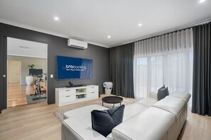 Smart TV, Netflix, DVD player, table football