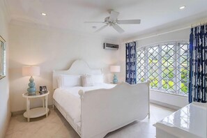 5 bedrooms, iron/ironing board, WiFi, bed sheets