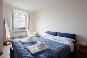 2 bedrooms, in-room safe, iron/ironing board, travel crib - REMIGIU Typical residence with a wonderful sea view in the 5 Terre national park (Riomaggiore)