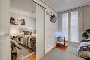 2 habitaciones, tabla de planchar con plancha y wifi gratis 