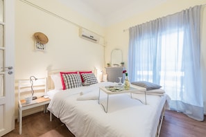 1 chambre, fer et planche à repasser, Wi-Fi gratuit