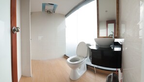 Panoramic Studio, Kitchenette, City View | Bathroom | Shower, free toiletries, hair dryer, slippers - Dalana House (Hanoi)