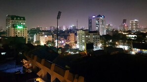 Unclassified image, 3 of 12, button - Dalana House (Hanoi)
