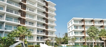 The Sea Condominium A22