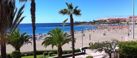 Nära stranden och strandhanddukar