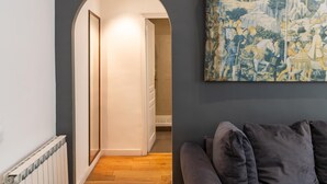 Interior - Deluxe two bedrooms apartment (Barcelona)