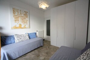 1 Schlafzimmer, Bügeleisen/Bügelbrett, kostenloses WLAN, Bettwäsche