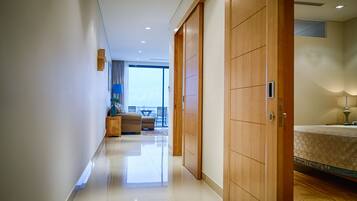 Apartment | 1 bedroom, desk, soundproofing, iron/ironing board