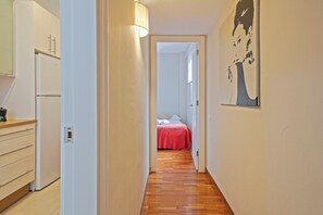3 bedrooms, iron/ironing board, travel crib, free WiFi