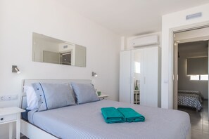 2 Schlafzimmer, BĂŒgeleisen/BĂŒgelbrett, WLAN, BettwĂ€sche