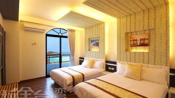 Quadruple Room, Ocean View | Free WiFi, bed sheets