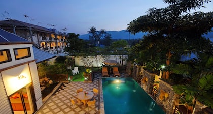 Spacious Pool Villa with Billiards and Fitness Room in the Heart of Chaweng