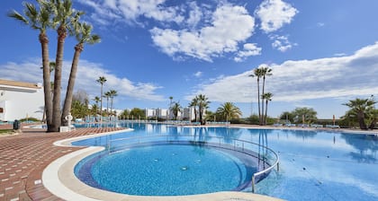 T1+1 Apartment in Seaside Resort in Ria Formosa Natural Reserve